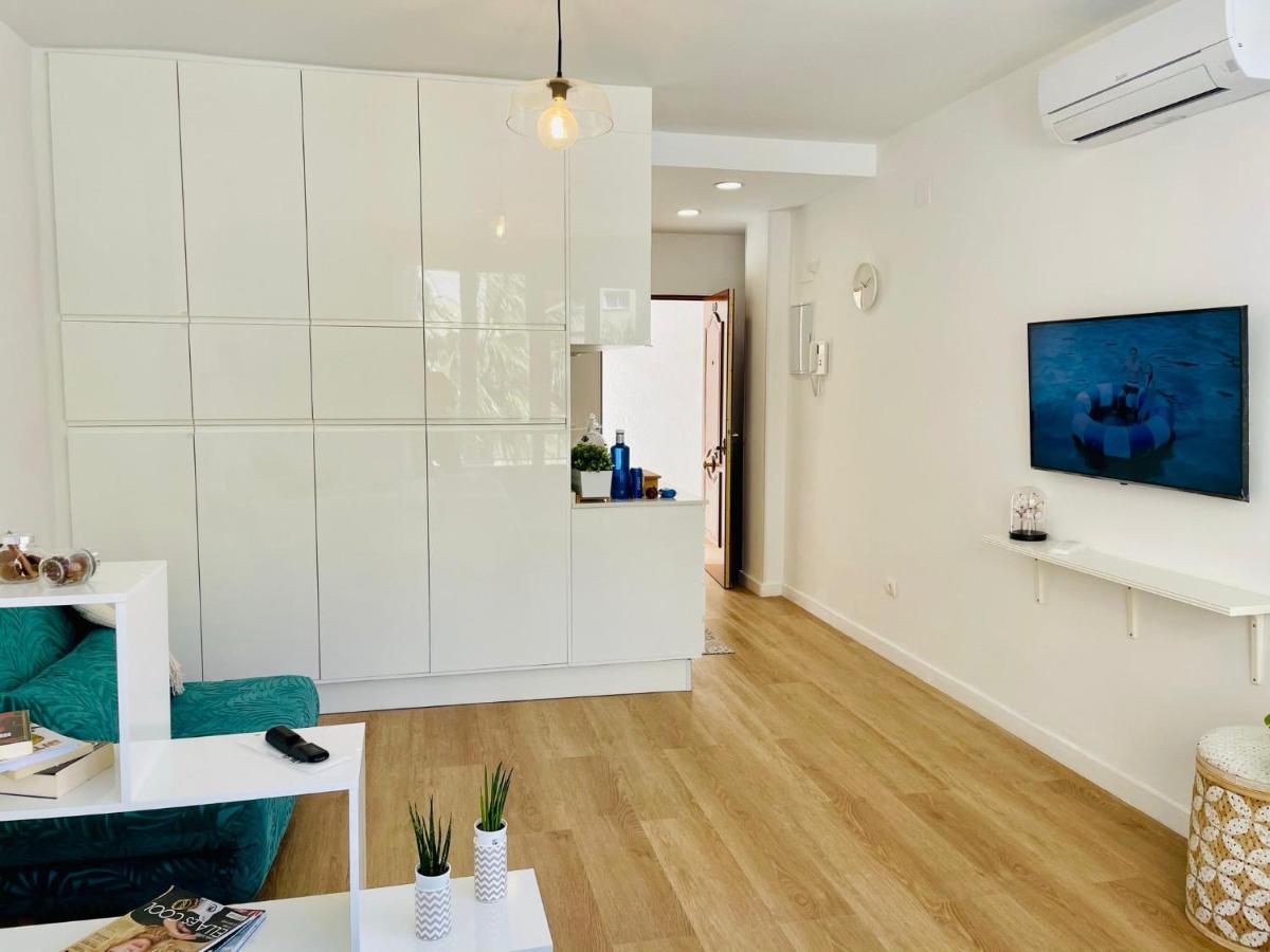 토레몰리노스 Luxury Loft With Pool In The Centre 아파트 외부 사진